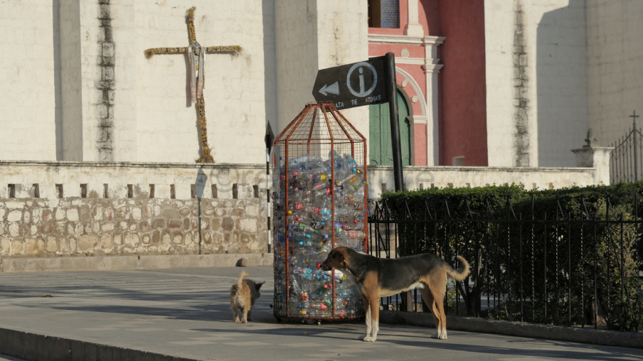 Sauber - Kunststoff-Recycling