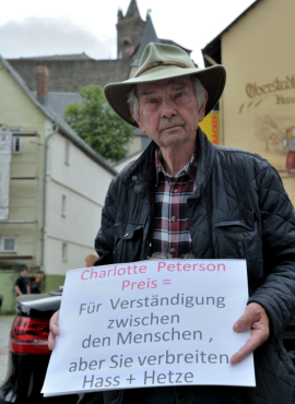 Proteste gegen die Verleihung an Herrn Joachim Schäfer von HessenCam